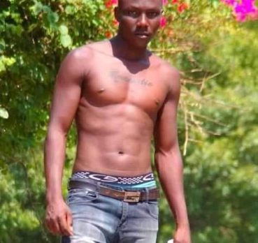 Robbetto, 25 years old, Ankazoabo, Madagascar